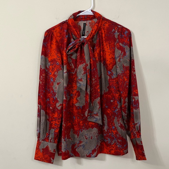 W118 by Walter Baker Tops - W118 By Walter Baker Red Blue Gray Design Front Tie V-Neck Long Sleeve Blouse S
